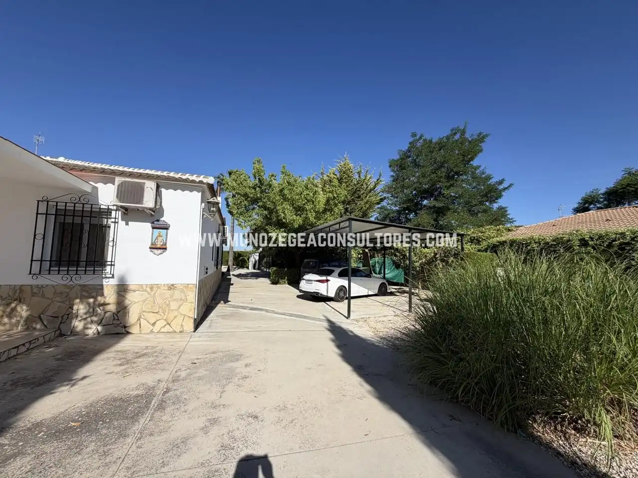 Exterior view of Houses for sale in Lucena  with Air Conditioner, Private garden and Terrace