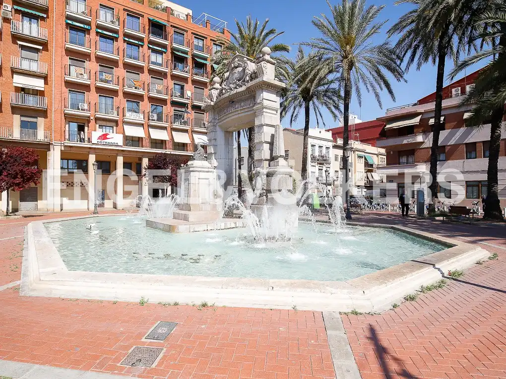 Vista exterior de Casa o chalet en venta en Valencia con Aire acondicionado, Calefacción y Trastero