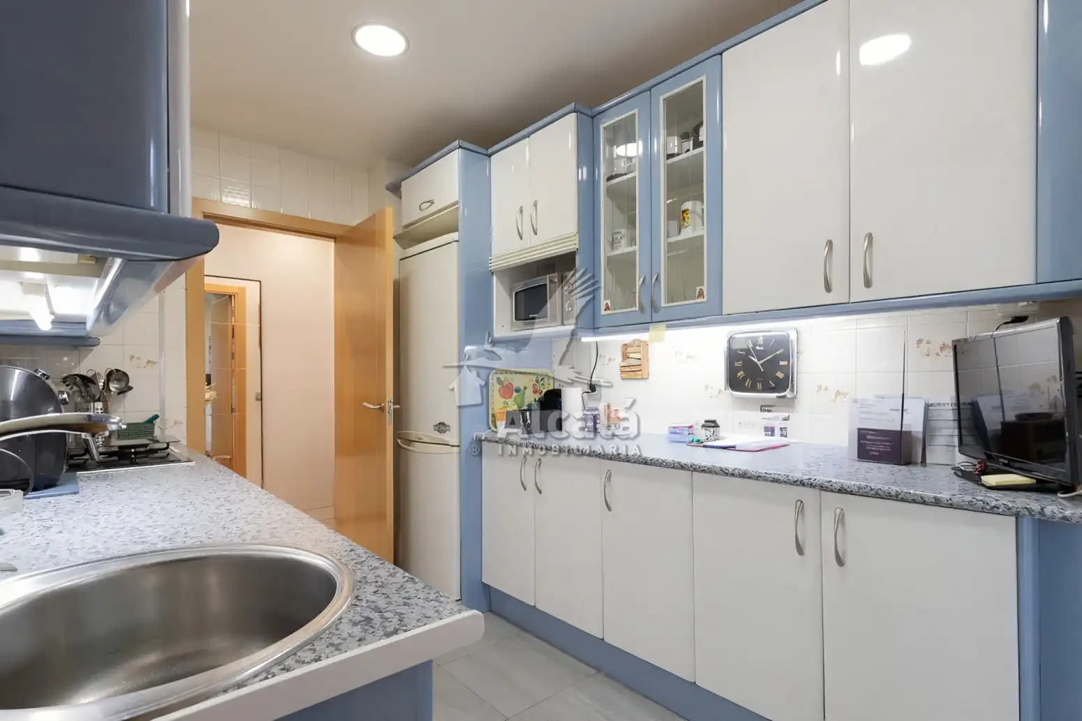 Cocina de Piso en venta en Coslada con Aire acondicionado, Calefacción y Jardín privado
