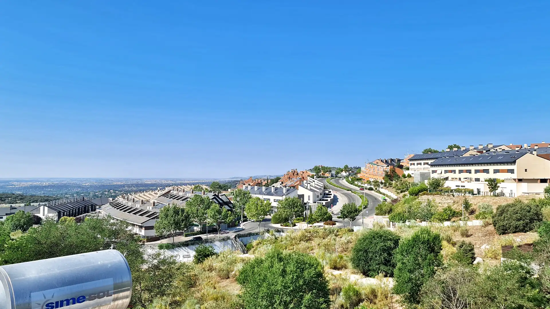 Detached homes for rent in Calle de la Navallera, Centro Comercial - Hospital