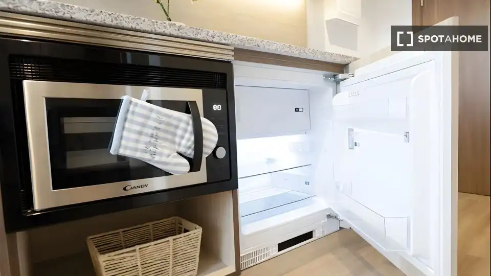 Room in Camino de Ronda