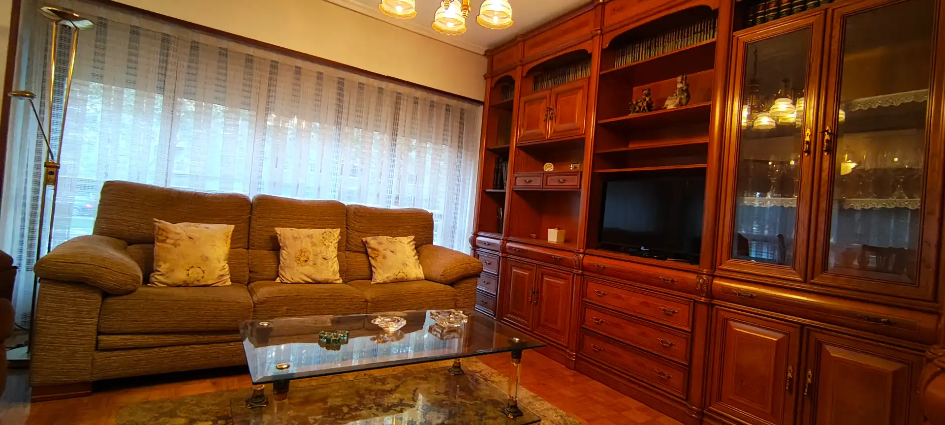 Sala de estar de Piso en venta en  Logroño con Calefacción, Parquet y Trastero