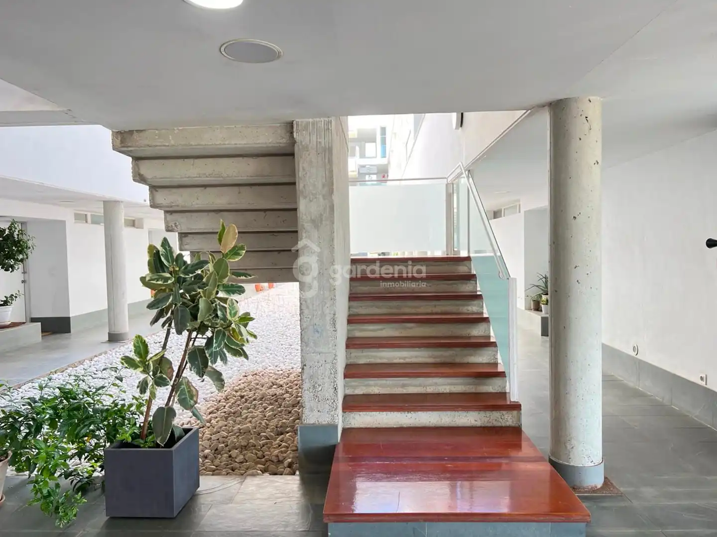 Flat for rent in Gelves  with Air Conditioner
