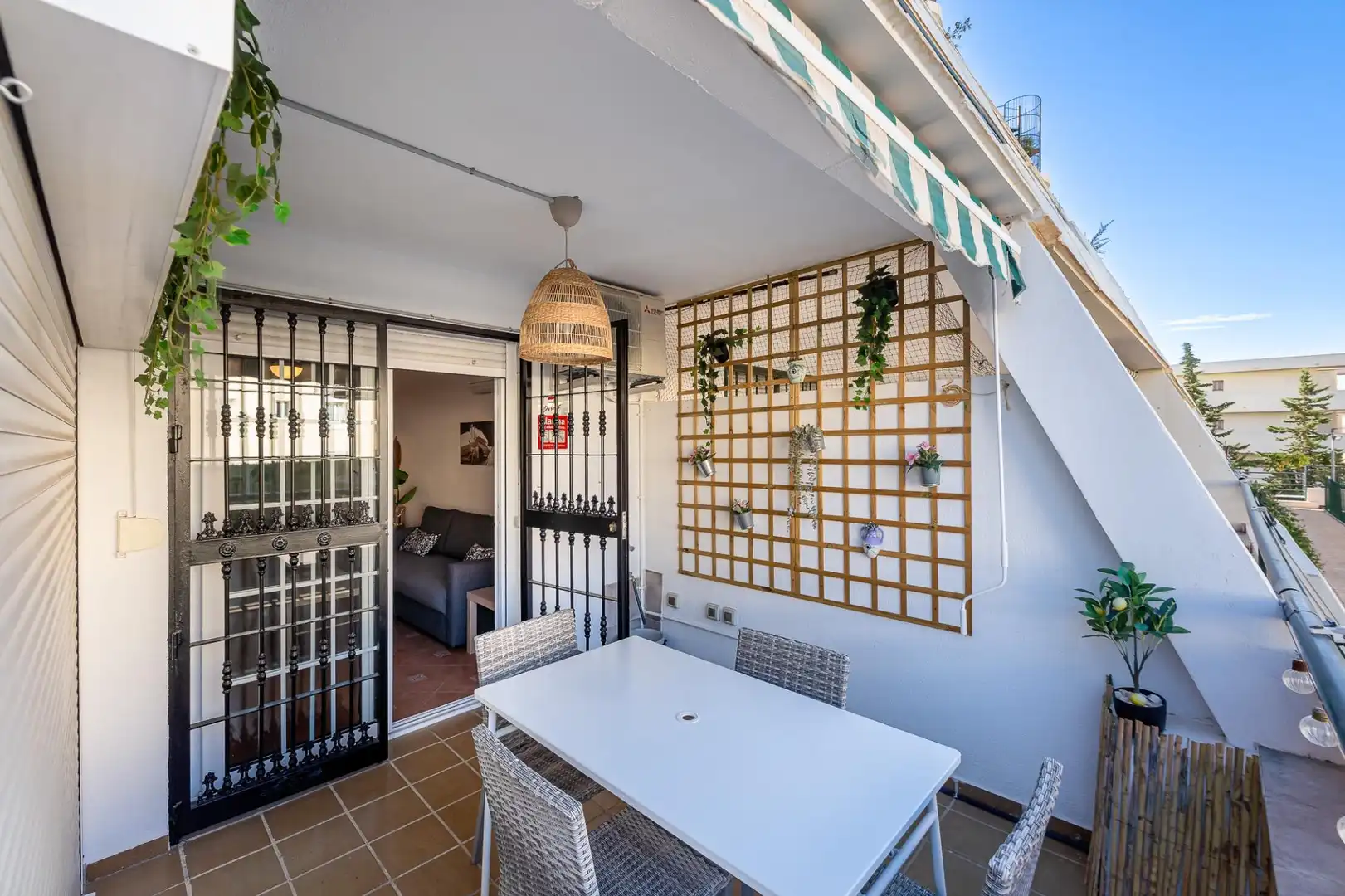 Apartament amb piscina en venda a Calle ALMUÑECAR, imagen 18