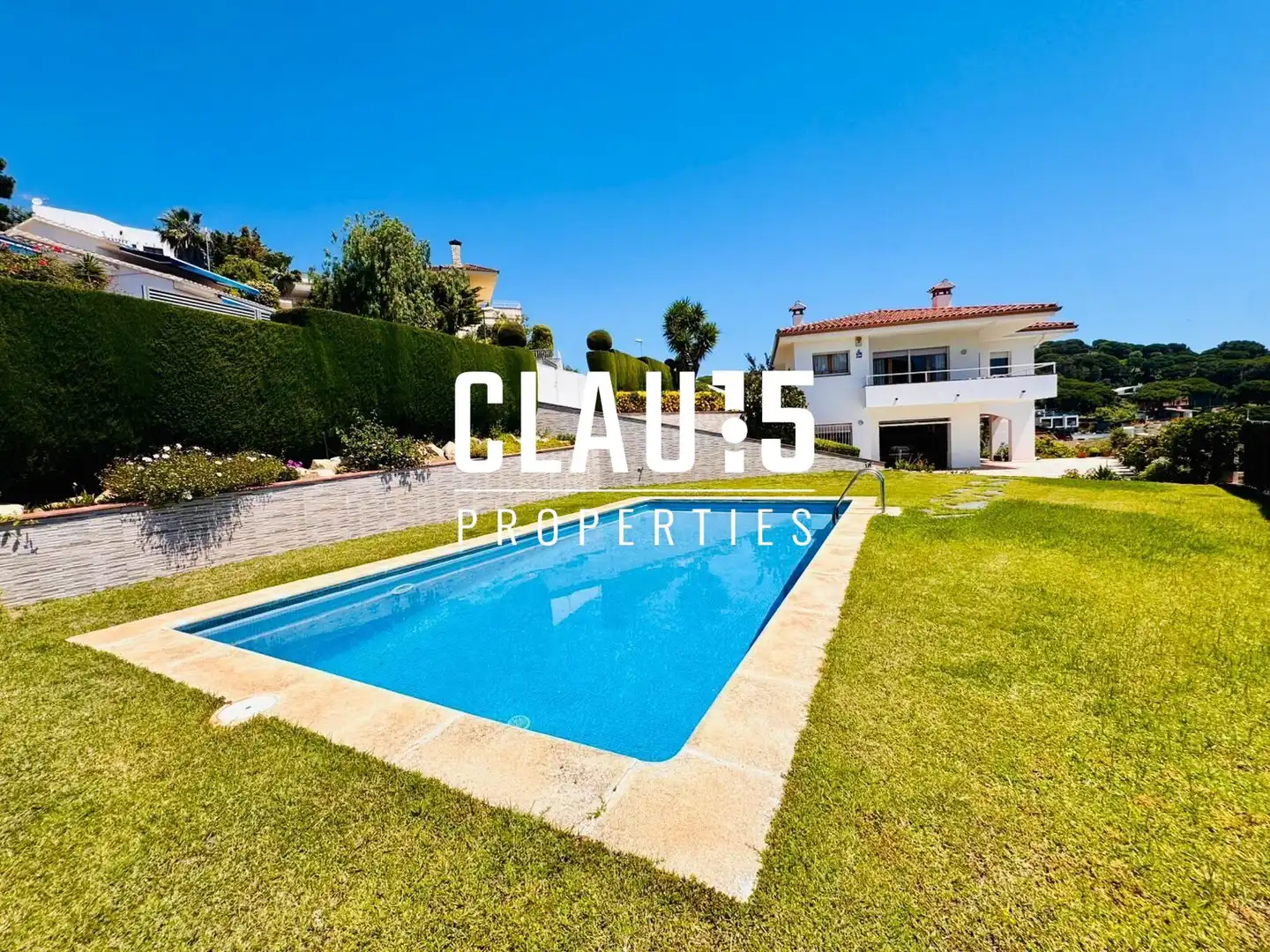 Vista exterior de Casa o chalet en venta en Sant Pol de Mar con Jardín privado, Terraza y Piscina