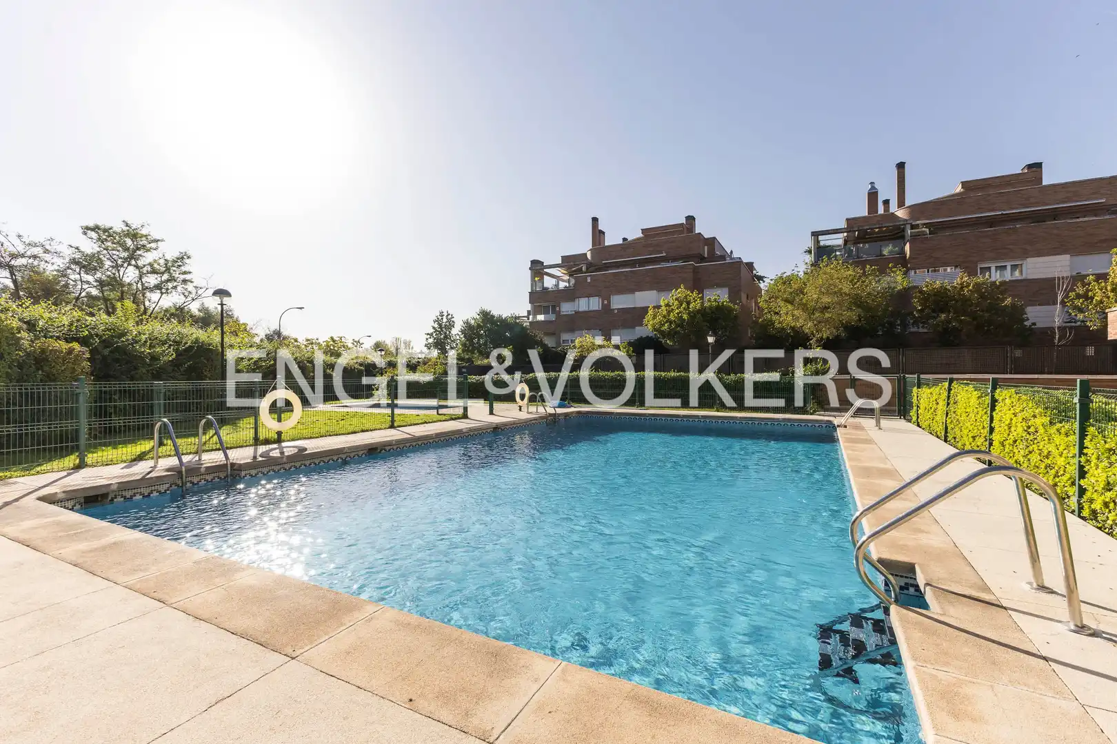 Piscina de Àtic en venda en Madrid amb Aire condicionat, Calefacció i Terrassa