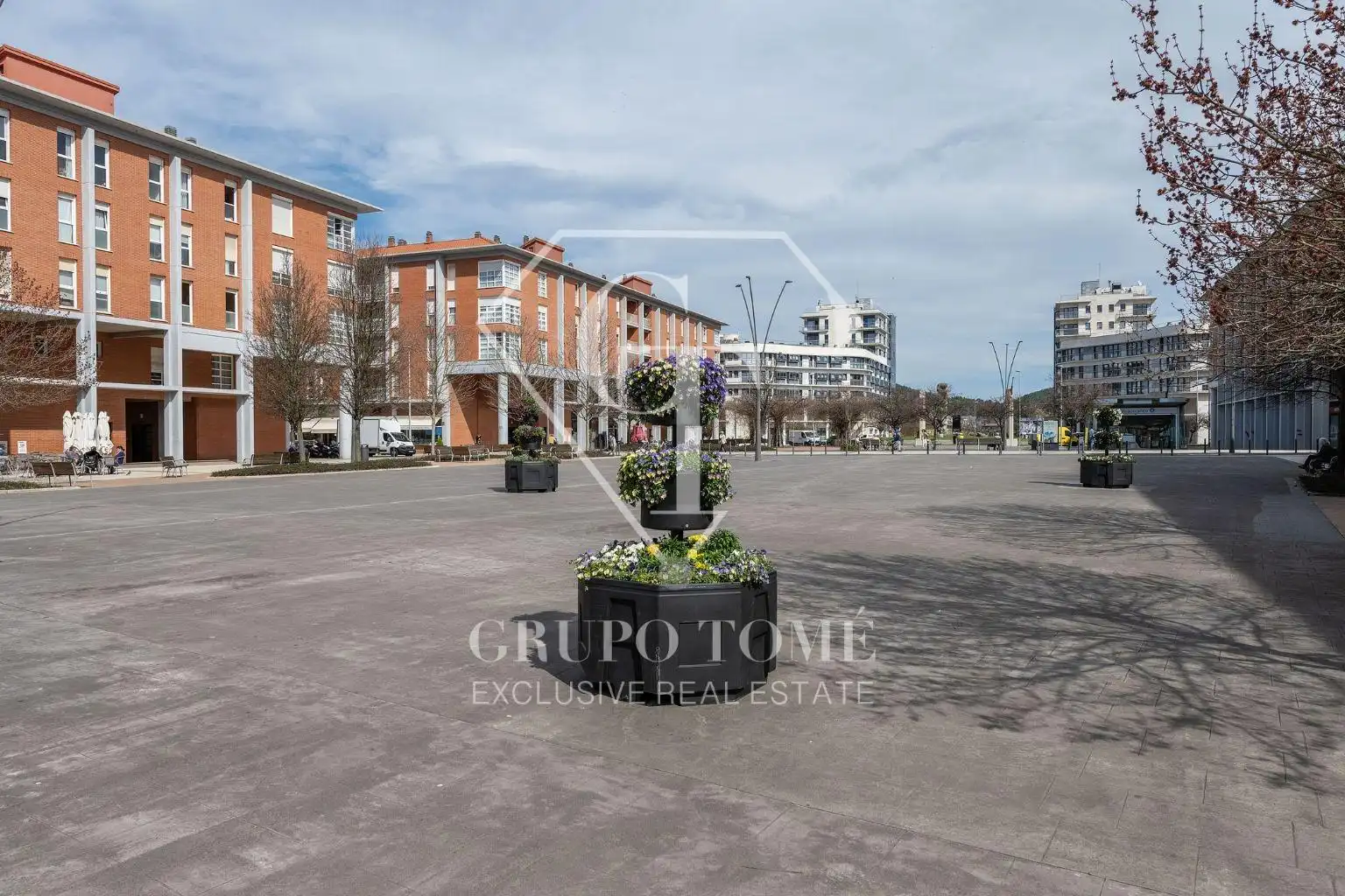 Terrassa de Pis en venda en Donostia - San Sebastián  amb Calefacció i Moblat