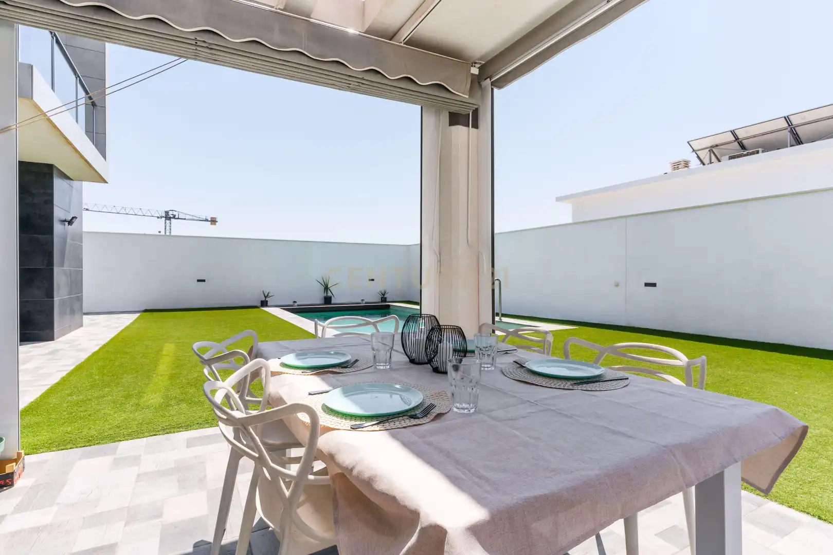 Terrassa de Casa o xalet en venda en El Ejido amb Aire condicionat, Jardí privat i Traster