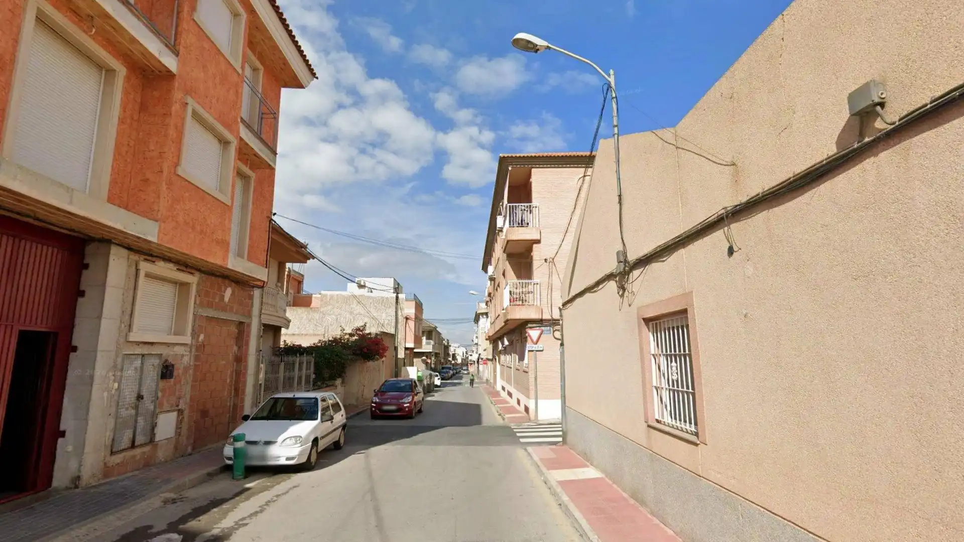 Vista exterior de Piso en venta en Pedanías Oeste