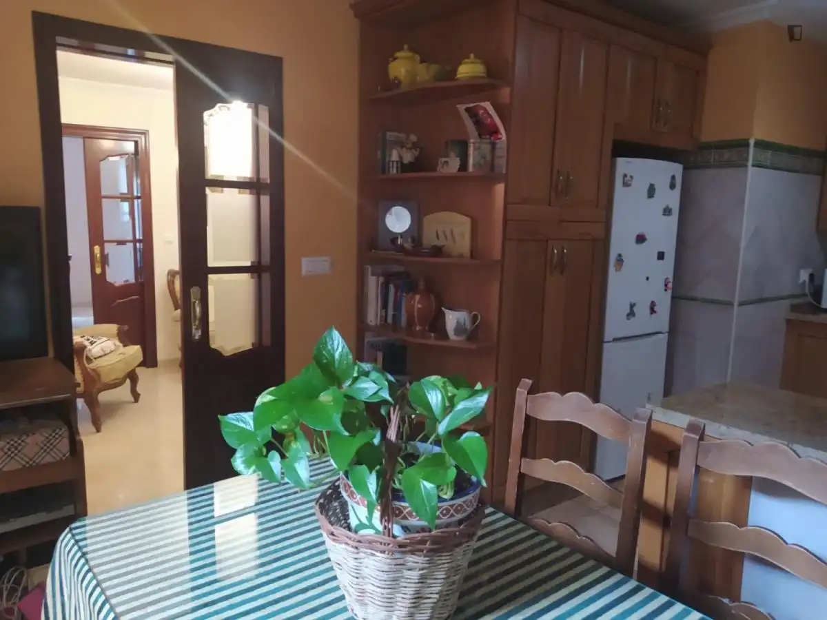 Cocina de Casa o chalet para compartir en Este - Alcosa- Torreblanca