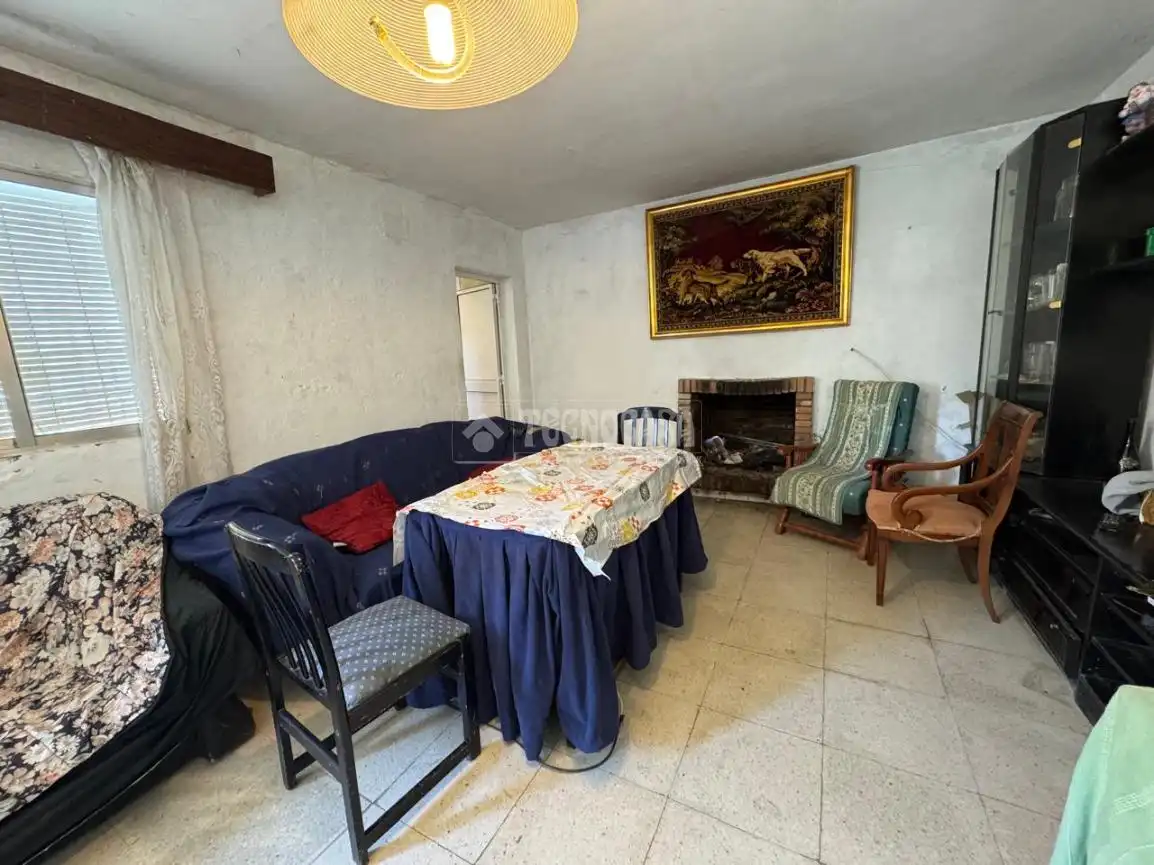 Country homes for sale in Dos Hermanas