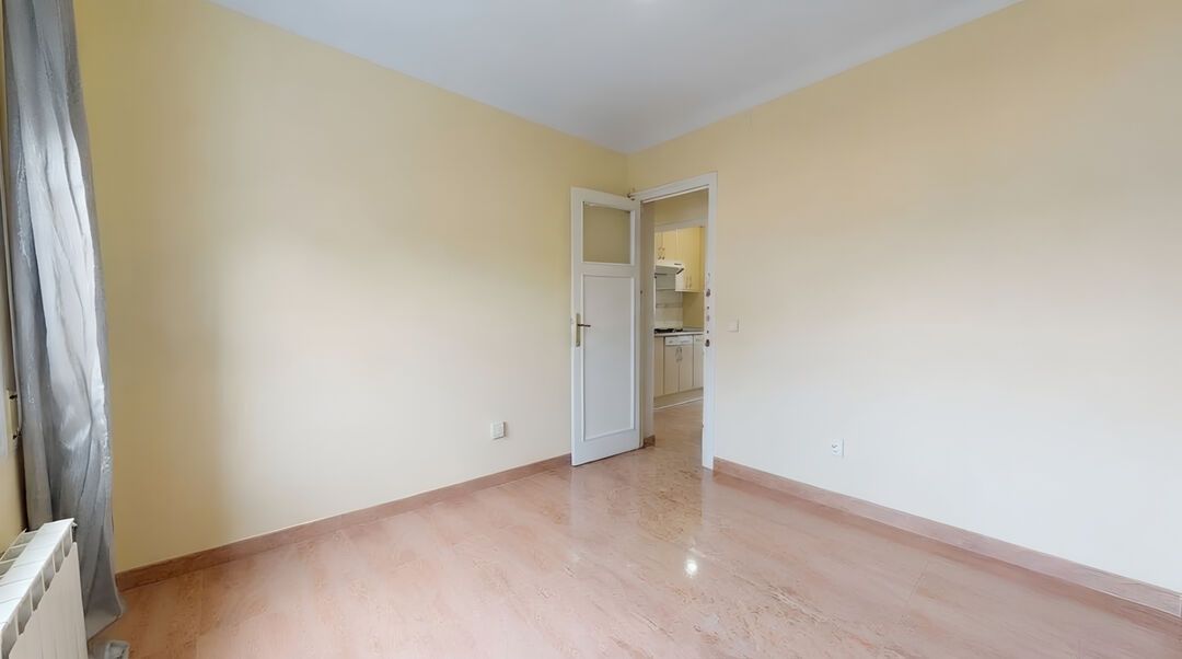Piso en venta en Calle de Martínez de la Riva, San Diego, Puente de Vallecas