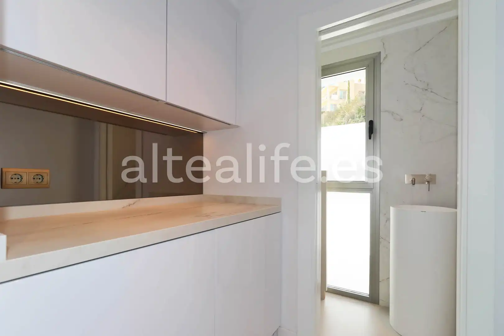 Cocina de Casa o chalet en venta en Altea con Aire acondicionado, Jardín privado y Terraza