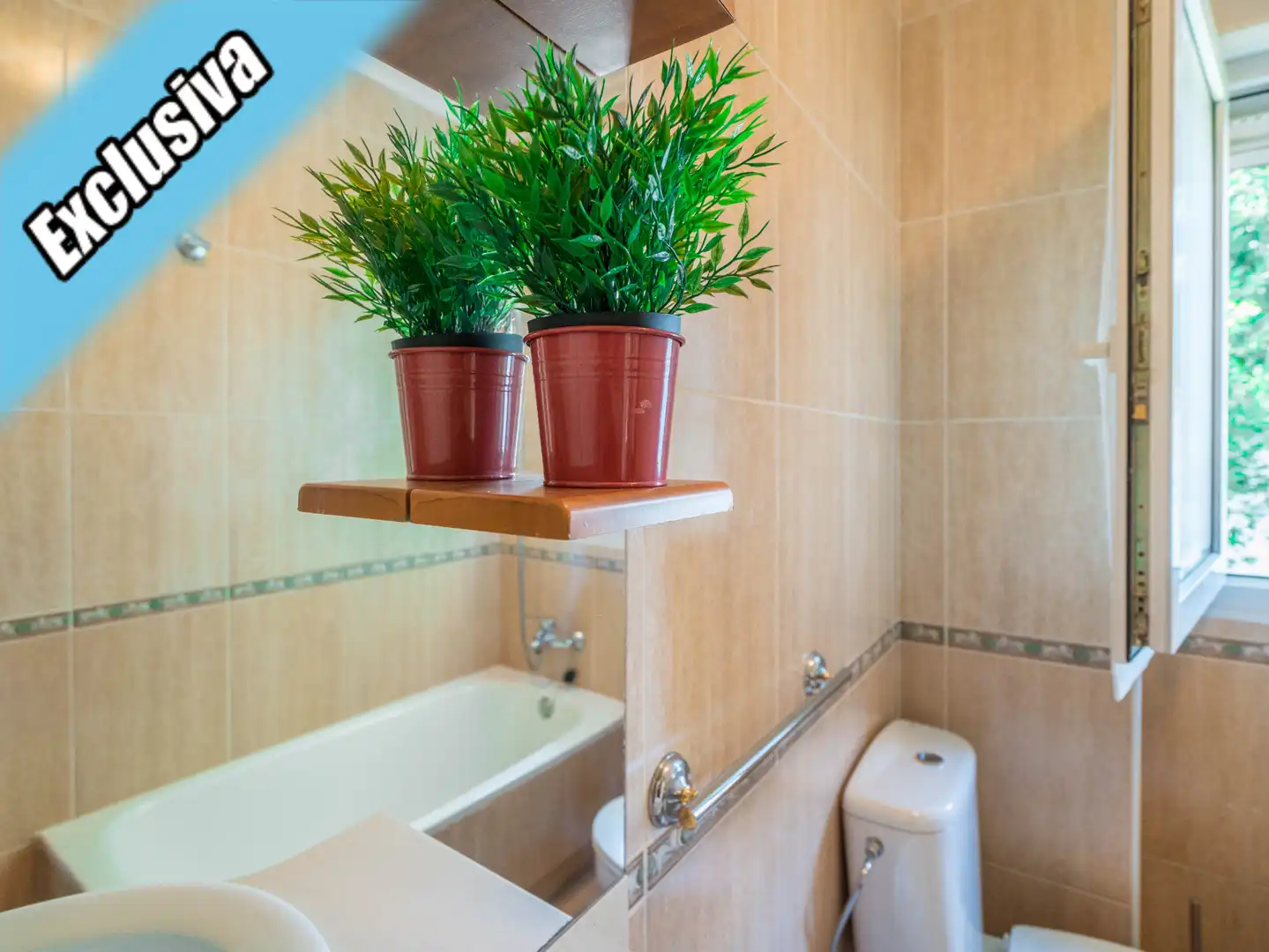 Bany de Casa o xalet en venda en Bárcena de Cicero amb Calefacció, Jardí privat i Terrassa
