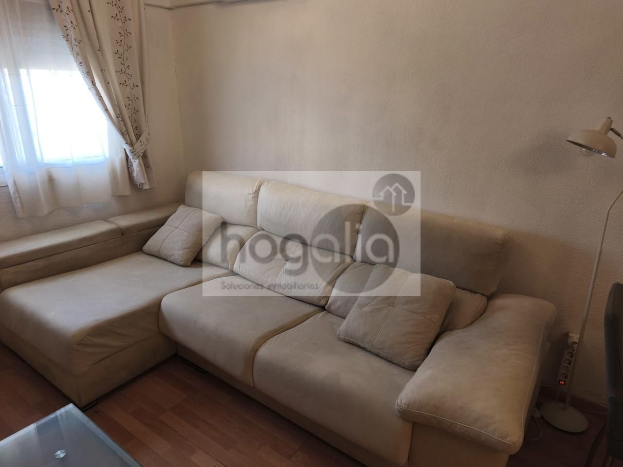 Living room of Flat to rent in  Sevilla Capital  with Air Conditioner and Furnished