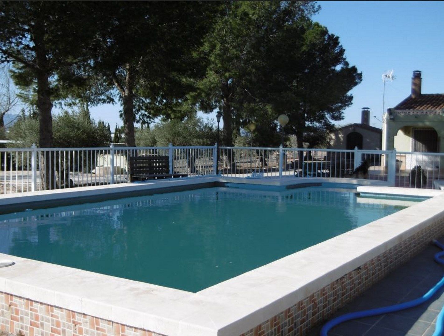 Piscina de Casa o xalet en venda en Yecla amb Traster, Piscina i Internet