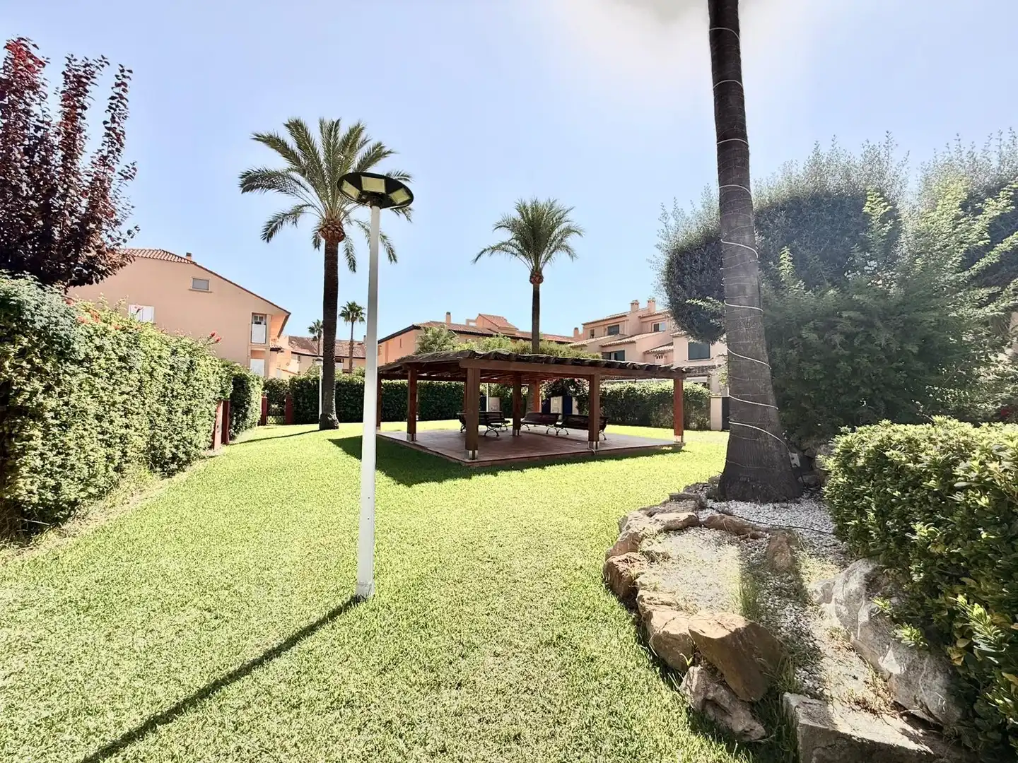 Houses for rent in Montañar - El Arenal