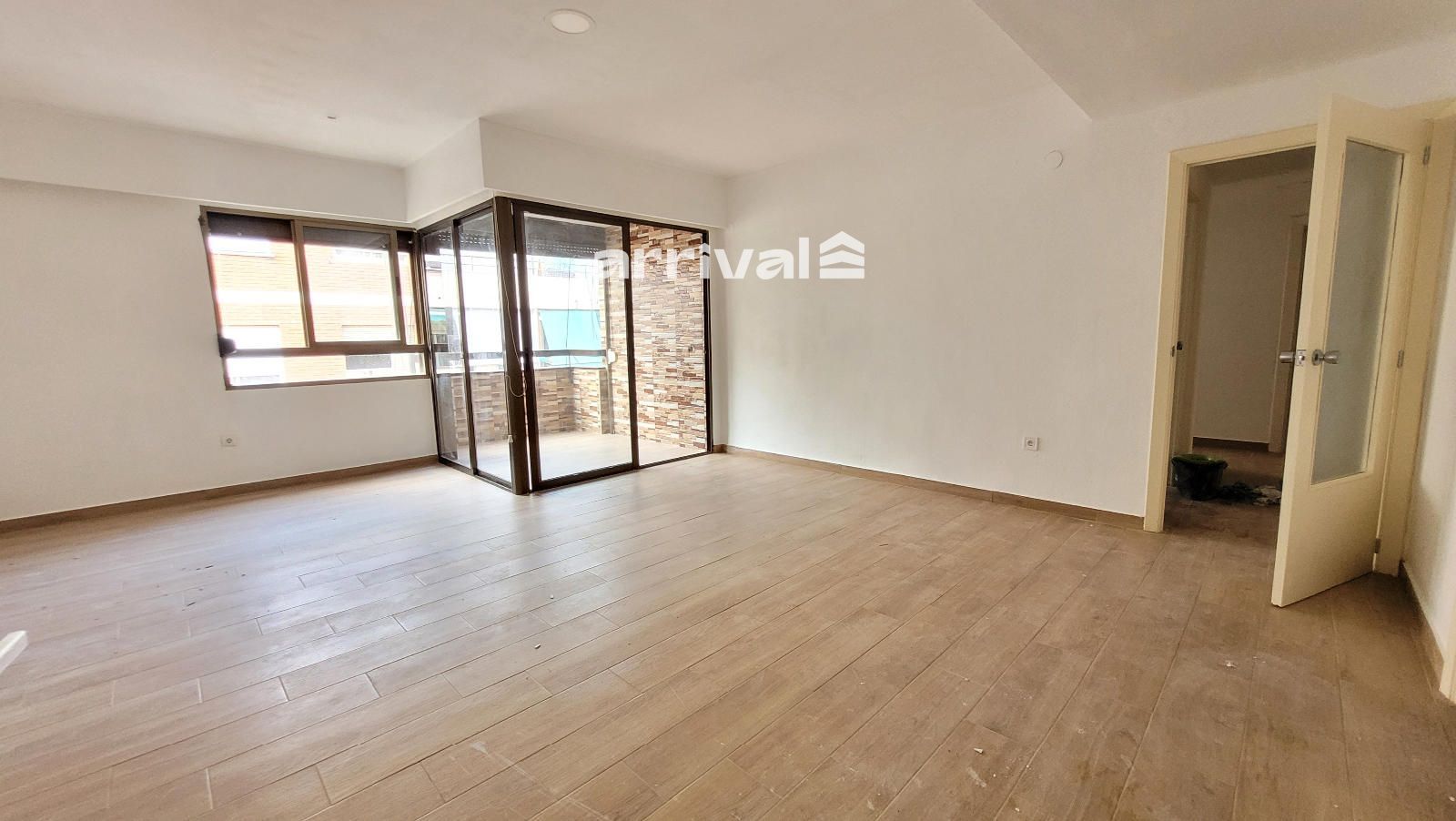 Living room of Flat to rent in  Valencia Capital  with Terrace, Oven and Balcony