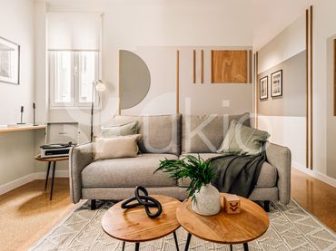Apartamento con ascensor en alquiler en Calle de Fernán González