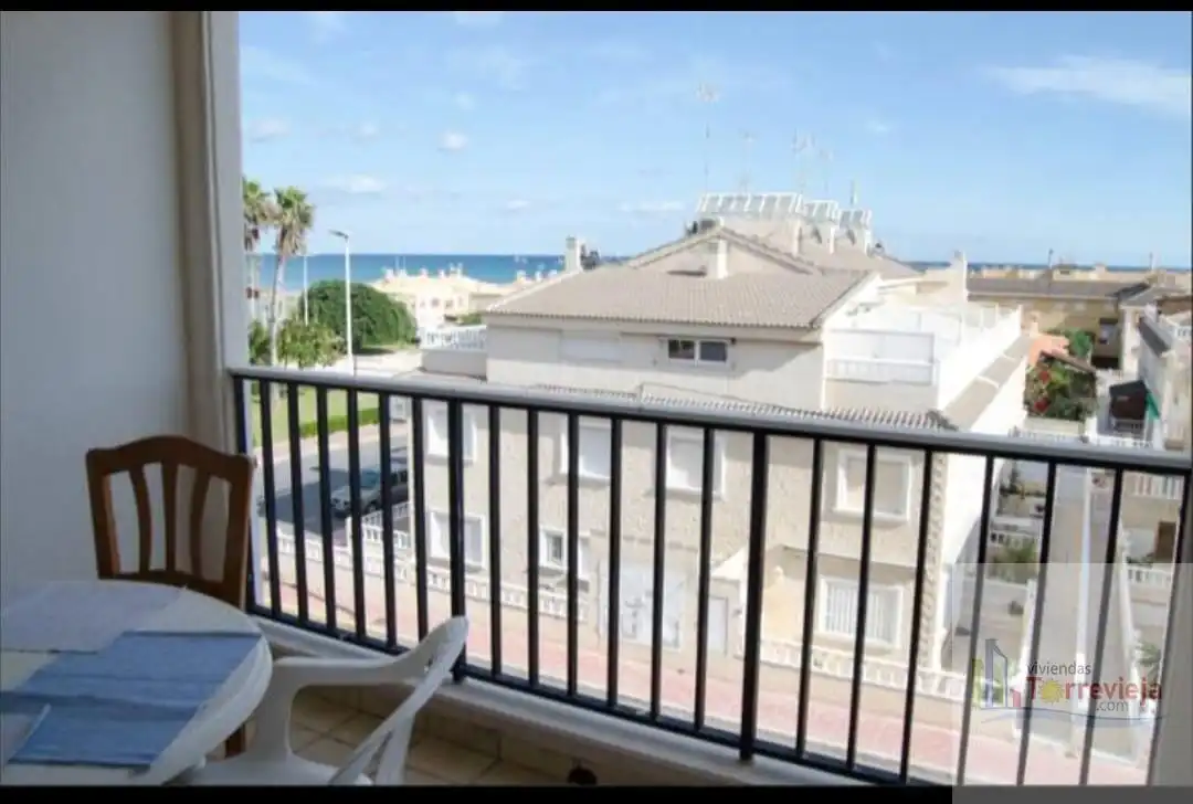 Terraza de Ático en venta en Torrevieja con Aire acondicionado, Terraza y Piscina comunitaria