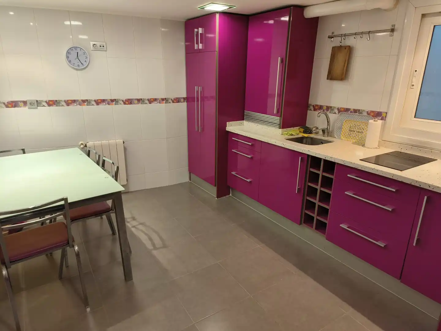 Kitchen of Flat for rent in Castro-Urdiales  with Heating, Furnished and Balcony