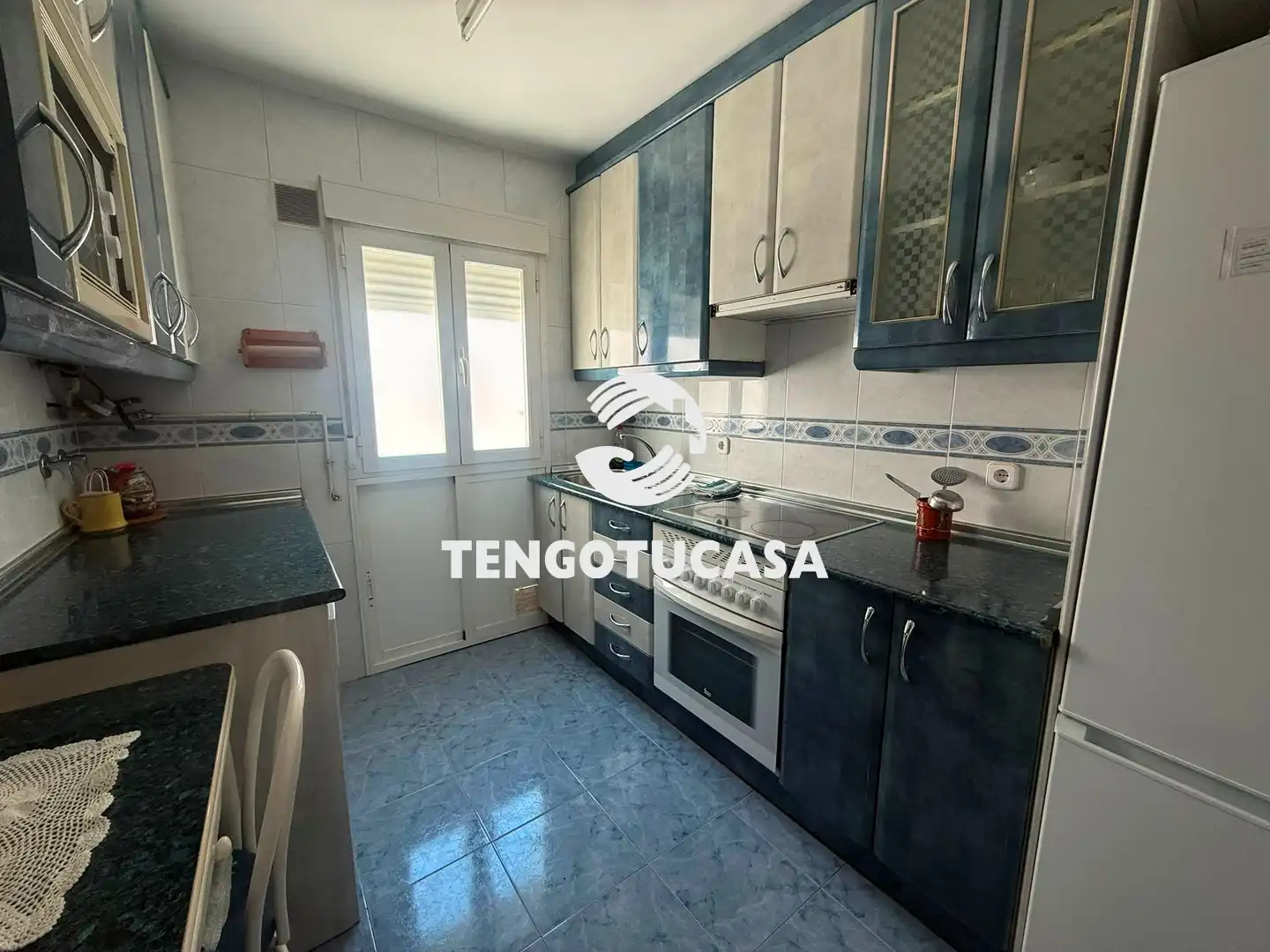 Kitchen of Flat for rent in Madrid
