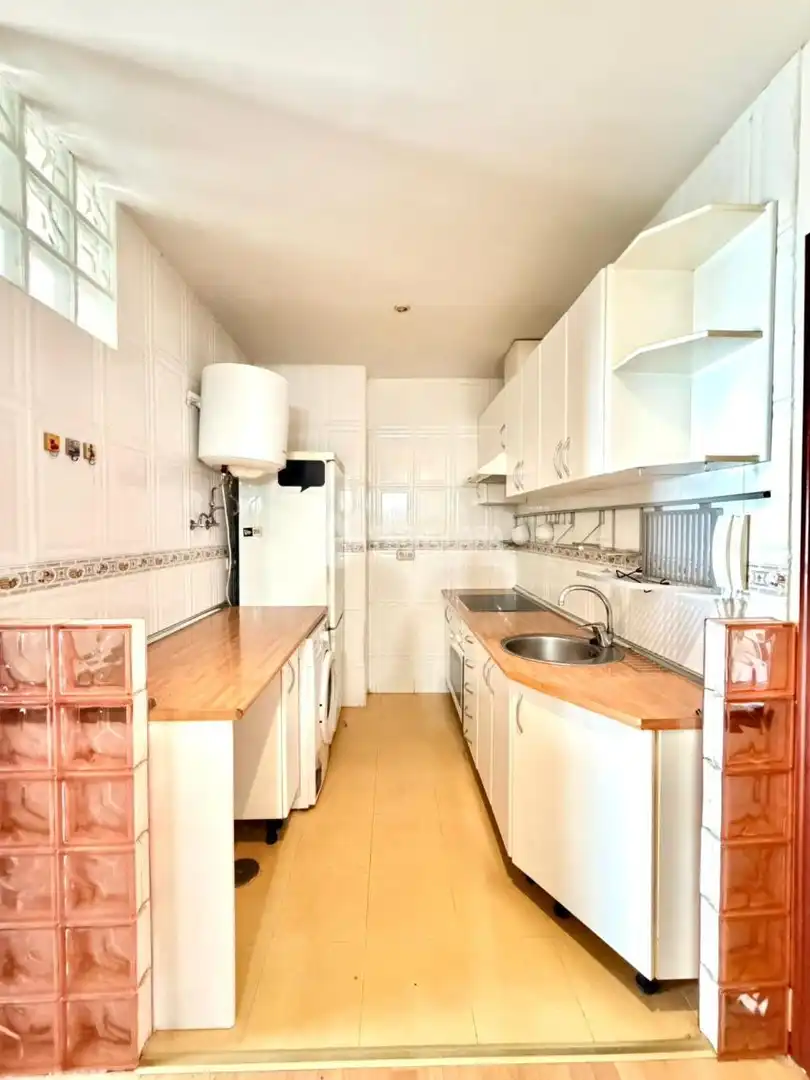 Küche von Wohnung zum Verkauf in Madrid mit Terrasse