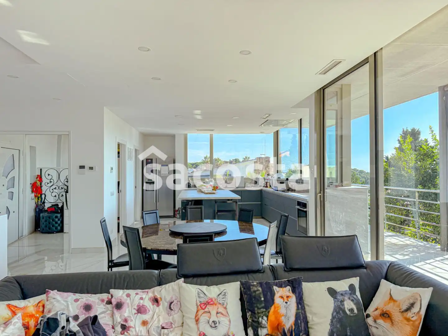 Sala d'estar de Casa o xalet en venda en Lloret de Mar amb Aire condicionat, Jardí privat i Terrassa