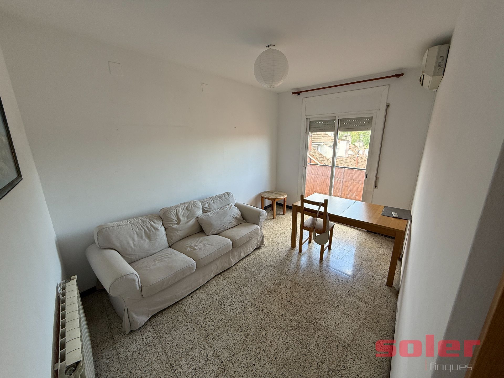 Sala d'estar de Pis en venda en Sant Cugat del Vallès