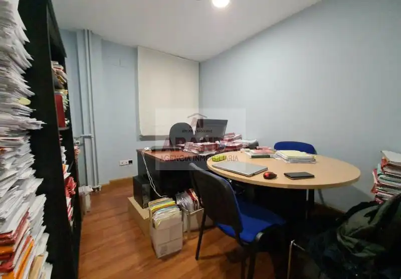 Flat for sale in Zaragoza  with Heating