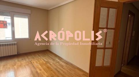 Photo 2 of Flat for rent in San Claudio - La Chantría, León Capital