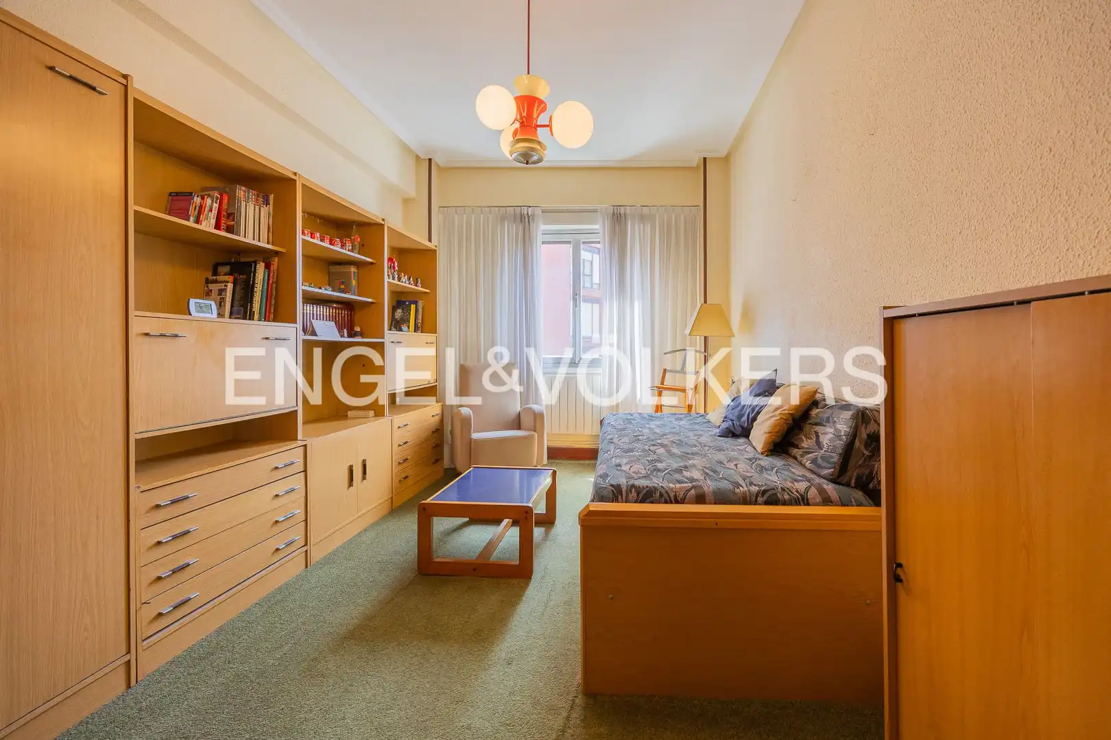 Schlafzimmer von Wohnung zum Verkauf in Bilbao  mit Heizung und Balkon