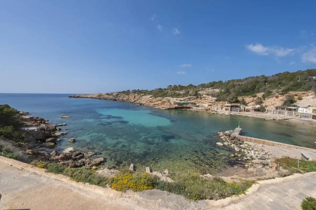 Casa adosada en venda en Sant Josep de sa Talaia amb Aire condicionat, Calefacció i Jardí privat