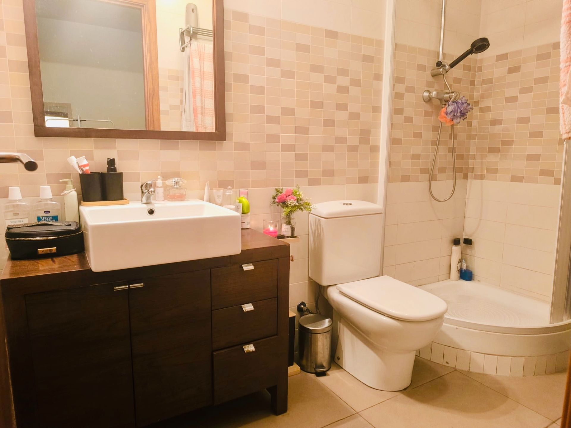 Bathroom of Apartment for sale in Terrassa  with Heating, Parquet flooring and Furnished