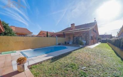 Piscina de Casa o xalet en venda en Guadarrama amb Piscina