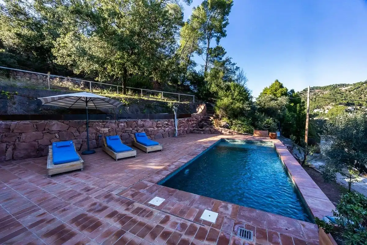 Piscina de Casa o xalet en venda en Castellar del Vallès amb Calefacció, Jardí privat i Terrassa