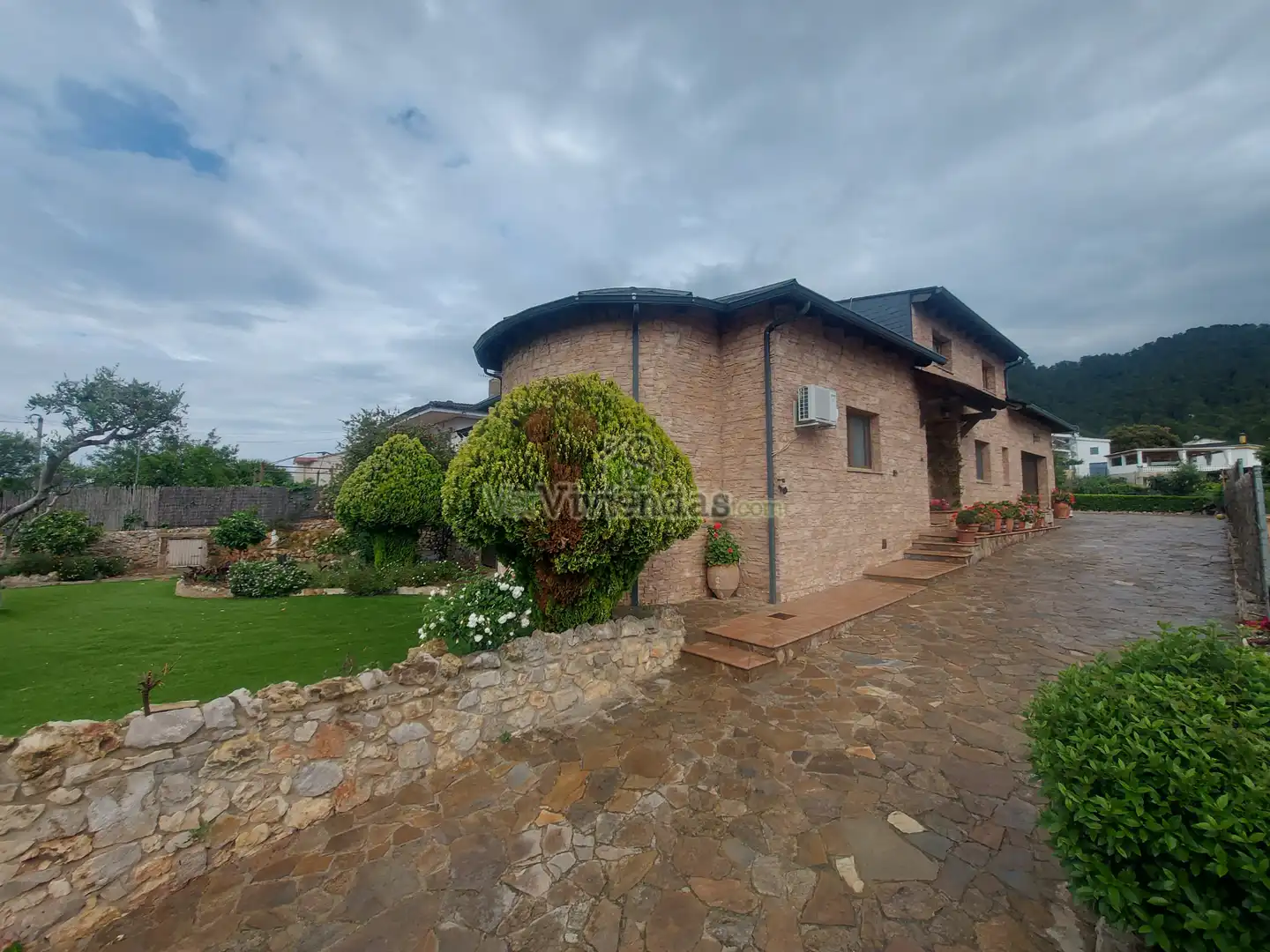 Jardí de Casa o xalet en venda en Vallirana amb Aire condicionat, Calefacció i Jardí privat