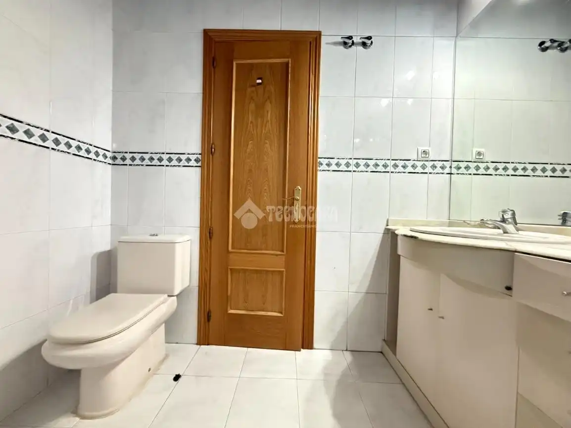 Baño de Piso en venta en Galapagar con Calefacción y Trastero