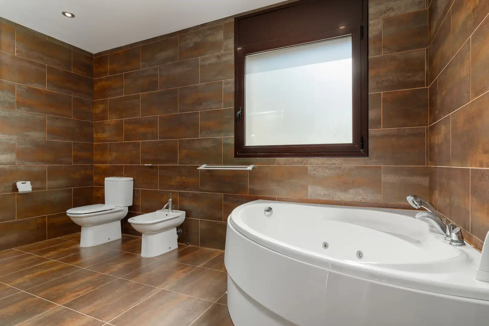 Baño de Casa o chalet en venta en Pau con Aire acondicionado, Calefacción y Jardín privado