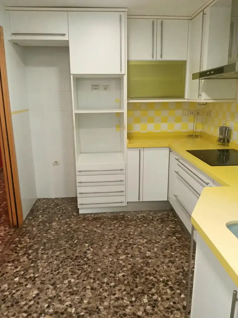 Cocina de Piso de alquiler en Sant Rafael 