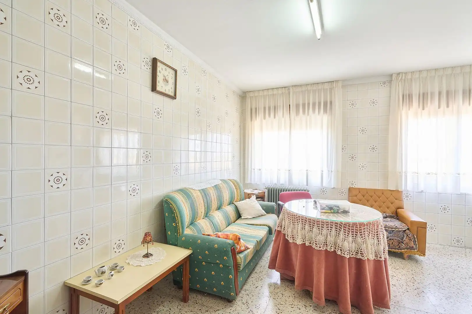 Sala d'estar de Edifici en venda en Pajares de la Laguna