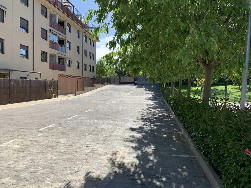 Garaje en venta en PROF. MODESTA Mª NAVARRO, Foso - Moreras