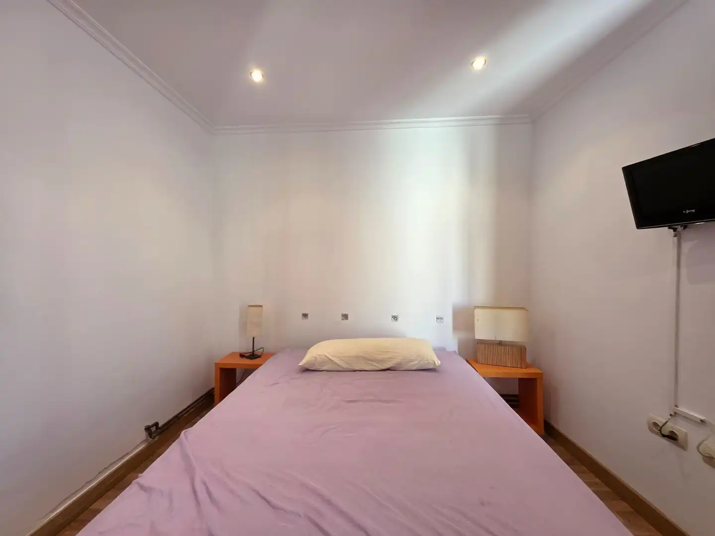 Bedroom of Attic for sale in  Logroño  with Heating
