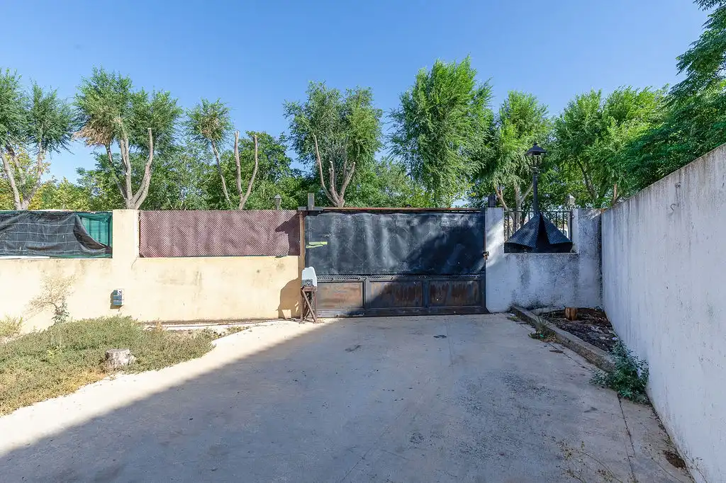 Casa aparellada amb piscina en venda a C/ Veguilla, imagen 29