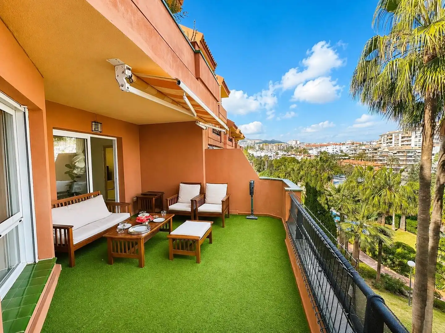 Terraza de Piso en venta en Benalmádena con Aire acondicionado, Jardín privado y Terraza