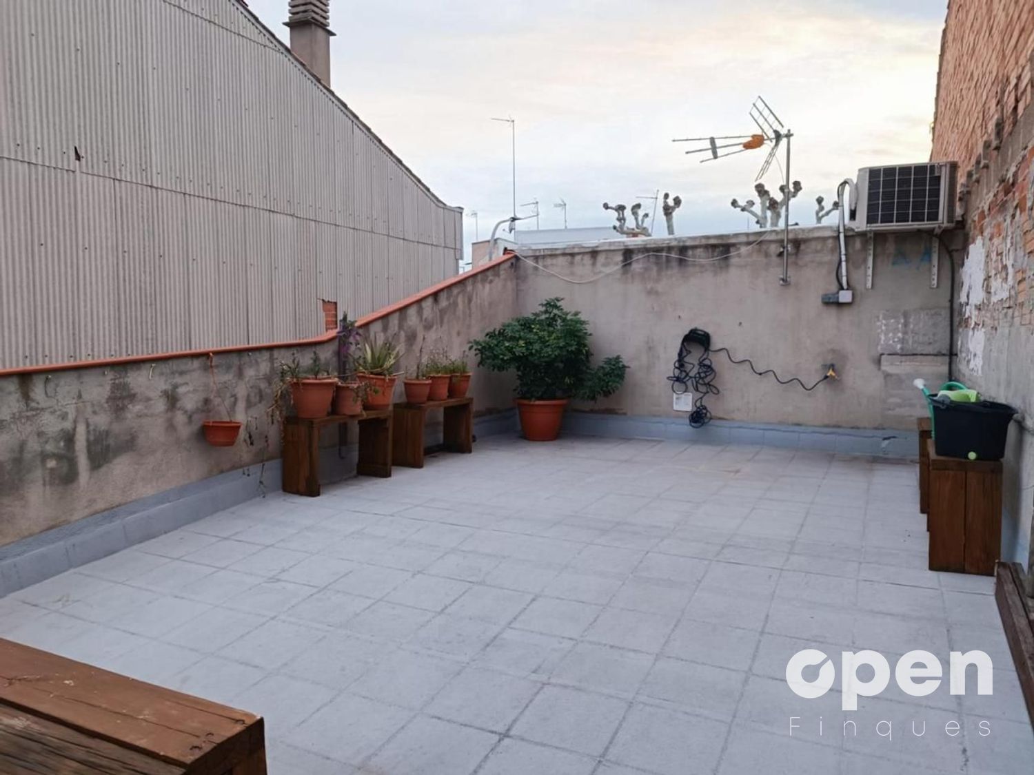 Terrassa de Casa adosada en venda en Terrassa amb Aire condicionat, Calefacció i Parquet