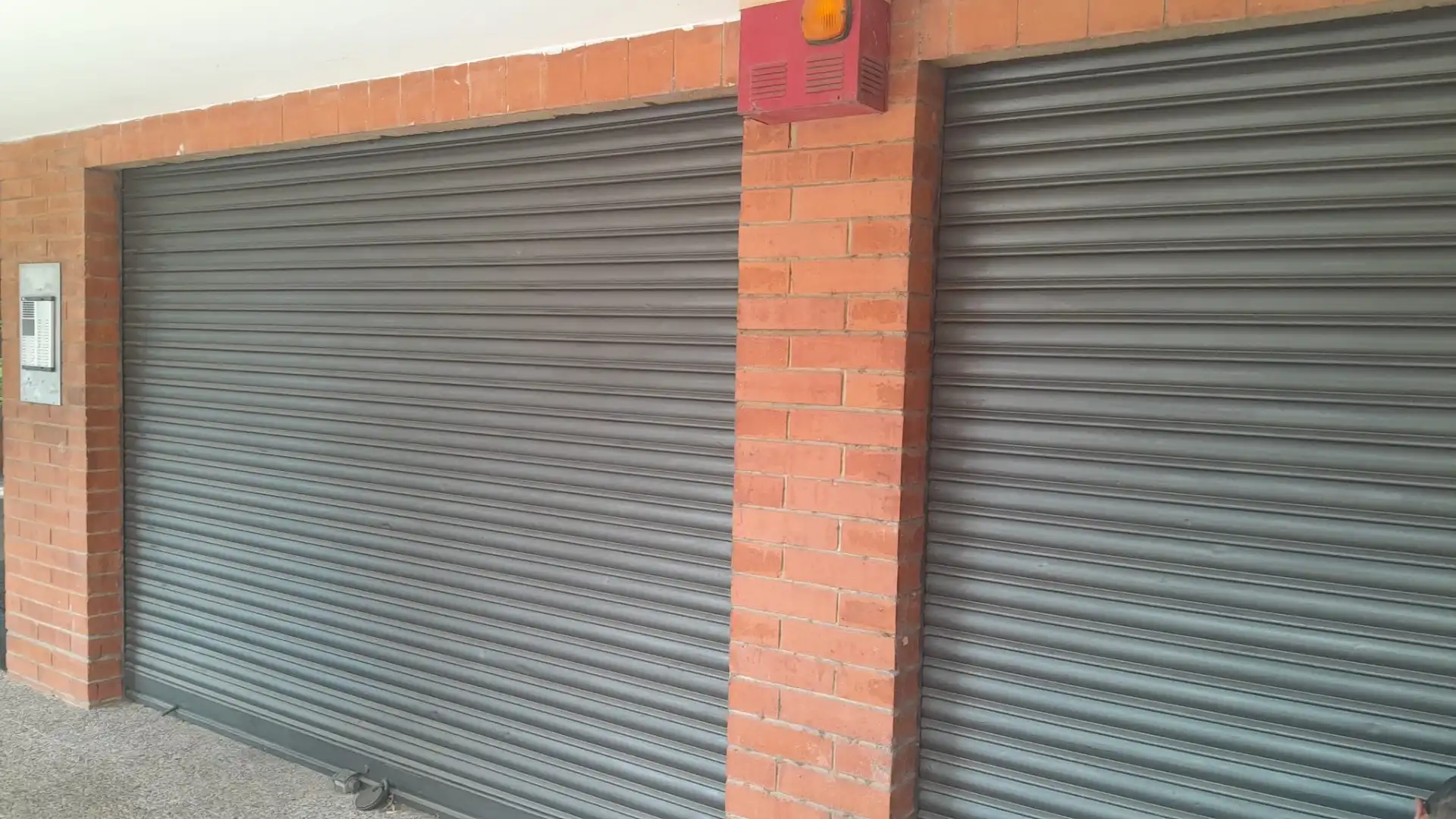 Local comercial en venta en Zona Industrial, imagen 2