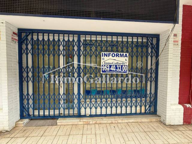 Local comercial en Alquiler en El Palo