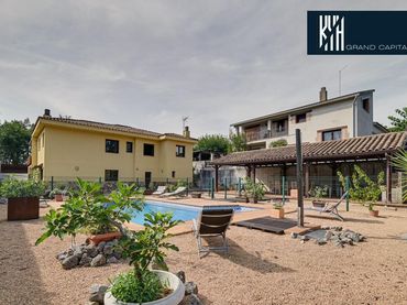 Maison avec balcon à vendre à Urbanització Llac del Cigne