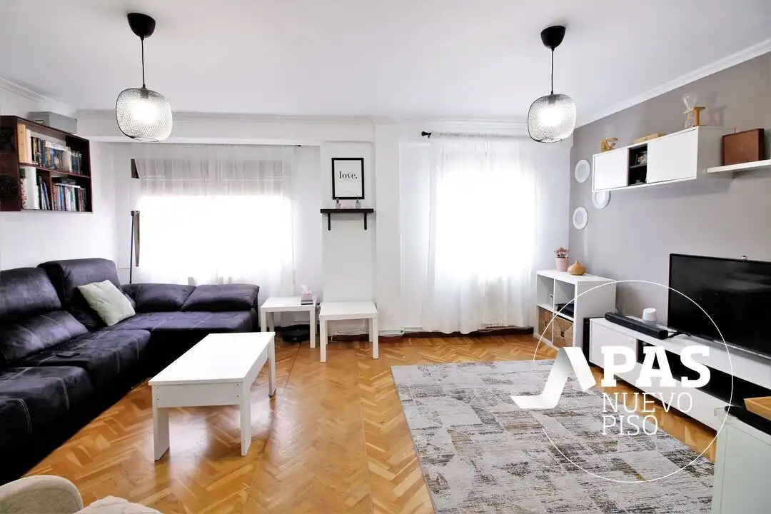 Living room of Flat for sale in Santander  with Heating